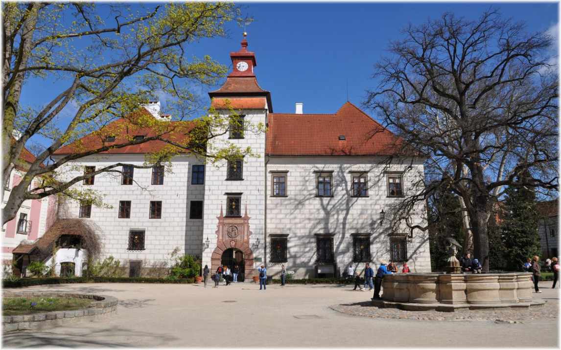 Šermířské Velikonoce na zámku Třeboň